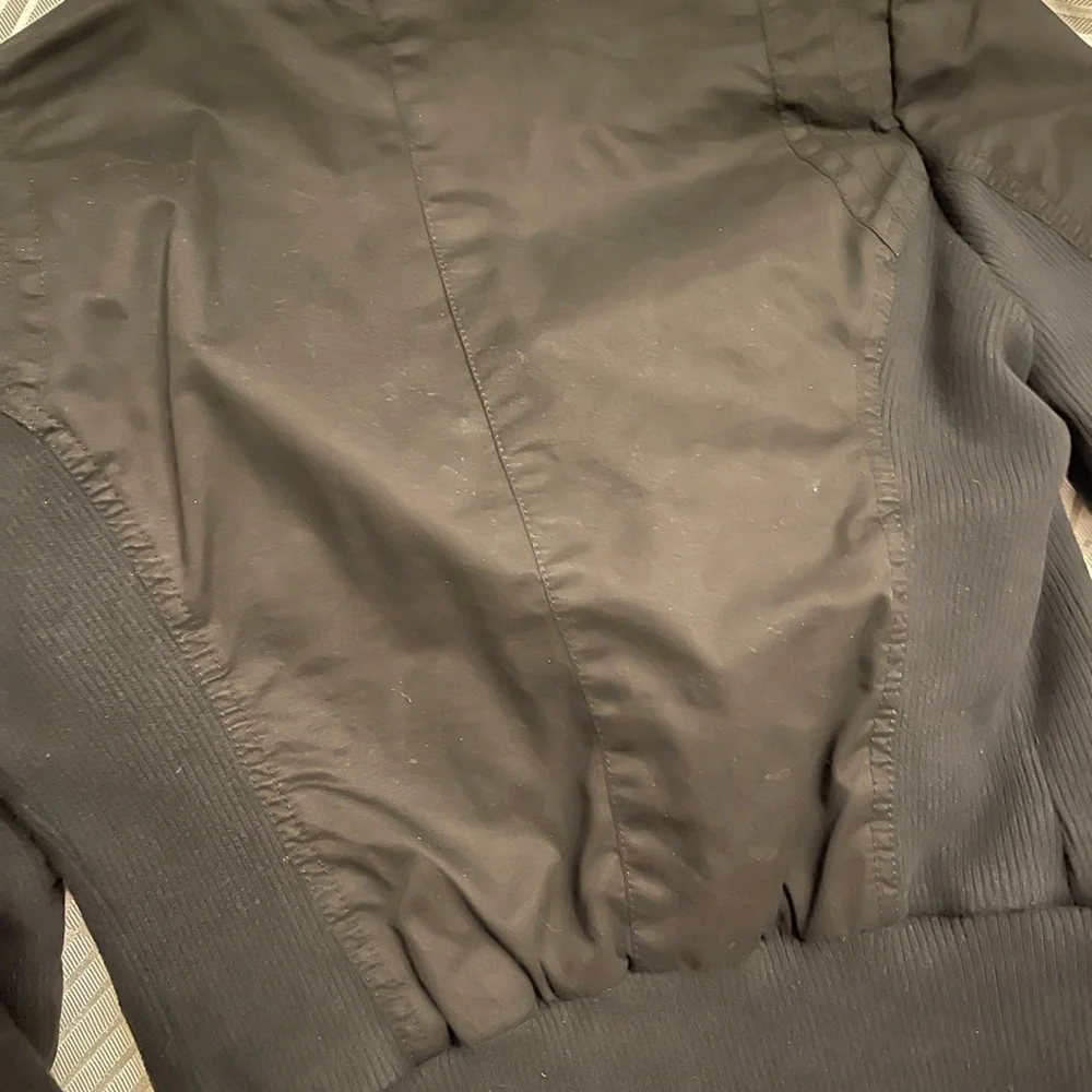 Guess Jacket - Picture 5 of 5